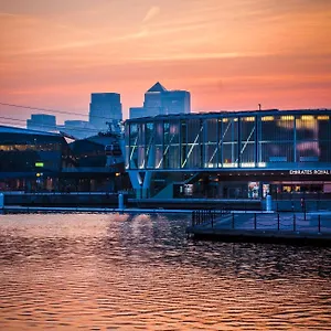 Austin David Apartments Excel London